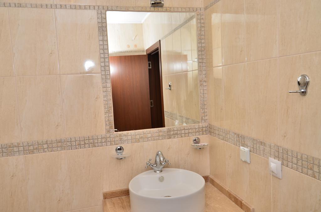 La Piazza Primorsko Rooms & Apartments Ruang foto