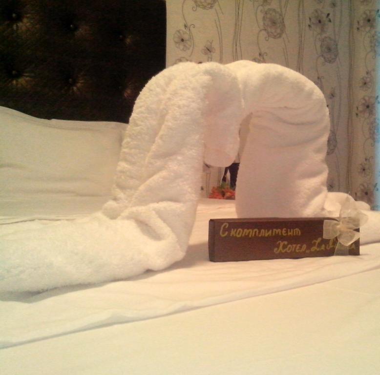 La Piazza Primorsko Rooms & Apartments Bagian luar foto